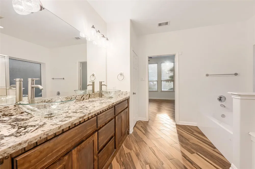 511 Silver Creek Circle Richmond, TX 77406