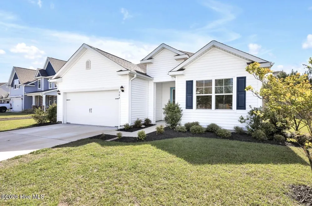 304 Edgewater Way Surf City, NC 28445