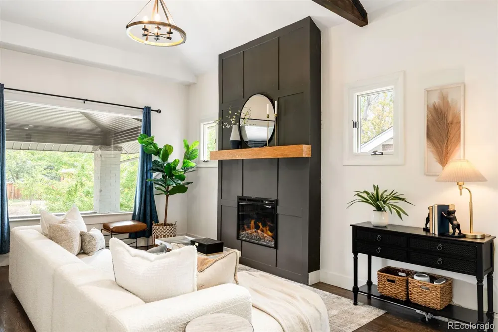 4157 Grove Street Denver, CO 80211