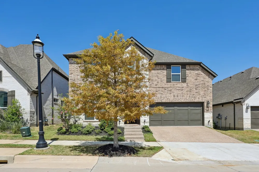 3709 Damsel MacKenzie Lewisville, TX 75056