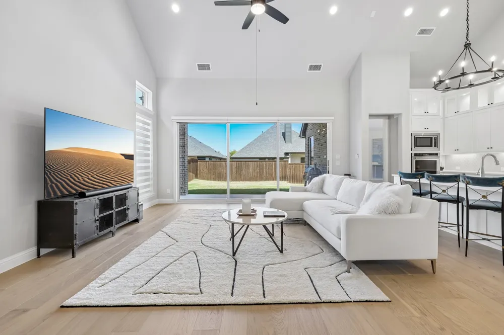 3709 Damsel MacKenzie Lewisville, TX 75056