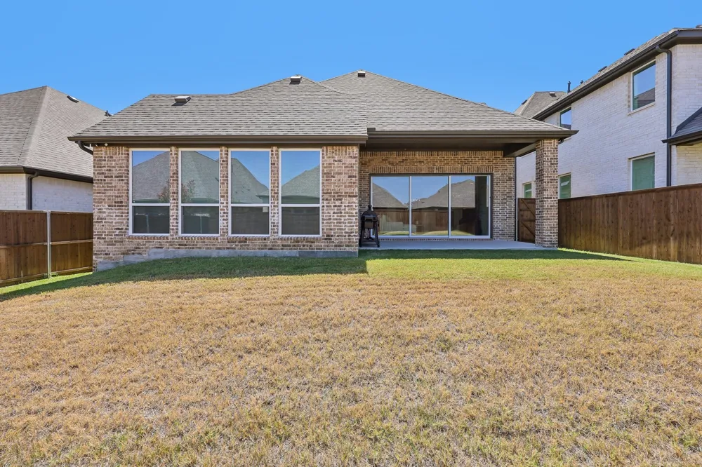 3709 Damsel MacKenzie Lewisville, TX 75056