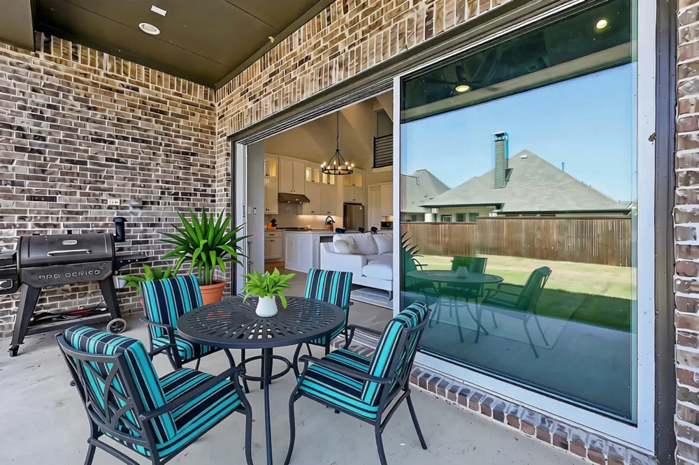 3709 Damsel MacKenzie Lewisville, TX 75056