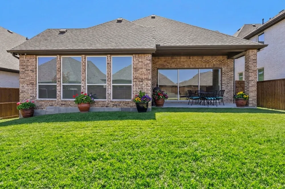 3709 Damsel MacKenzie Lewisville, TX 75056