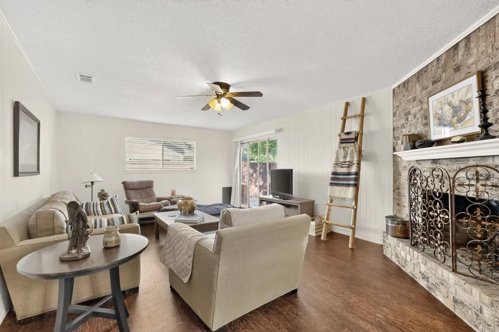 11341 Quail Run Street Dallas, TX 75238