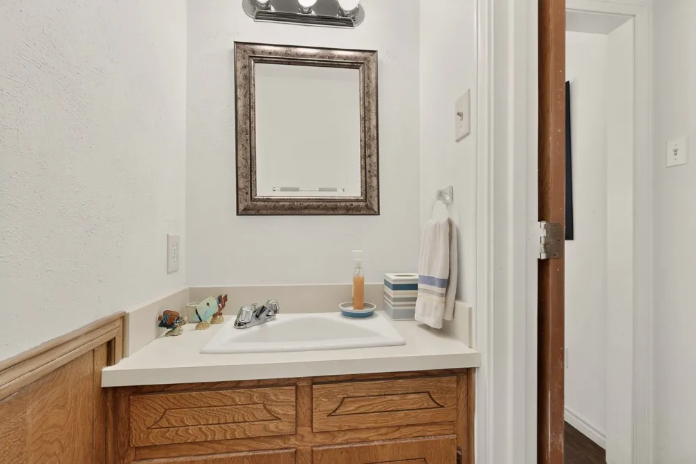 11341 Quail Run Street Dallas, TX 75238