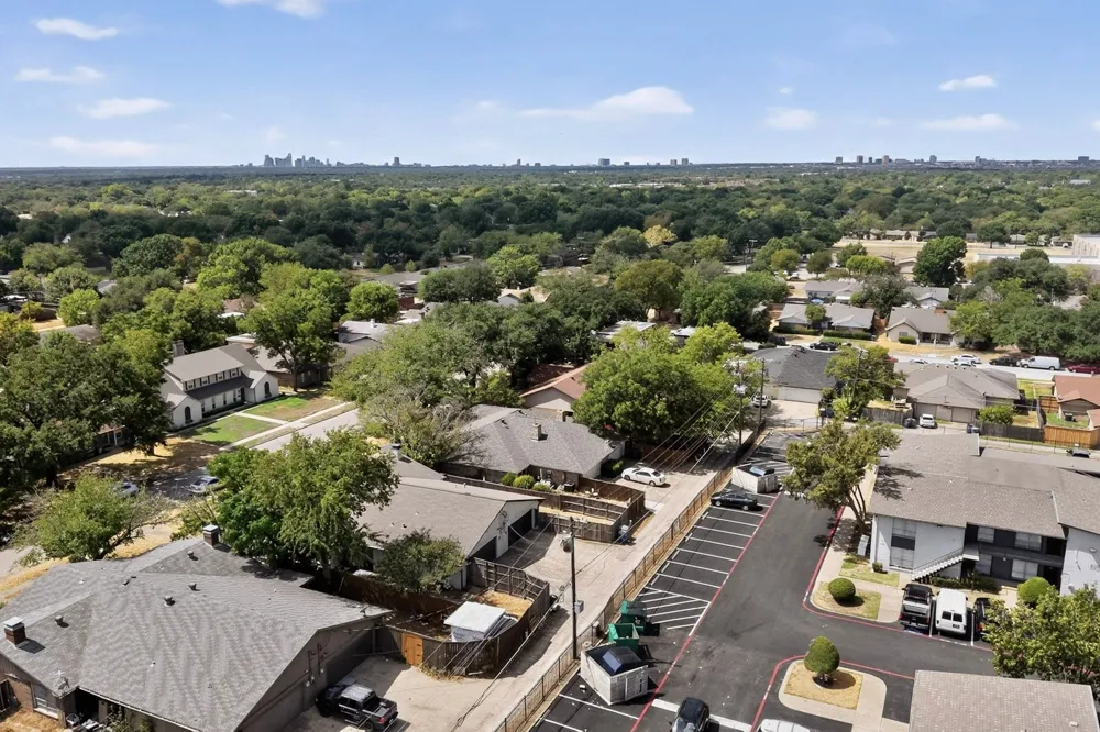 11341 Quail Run Street Dallas, TX 75238