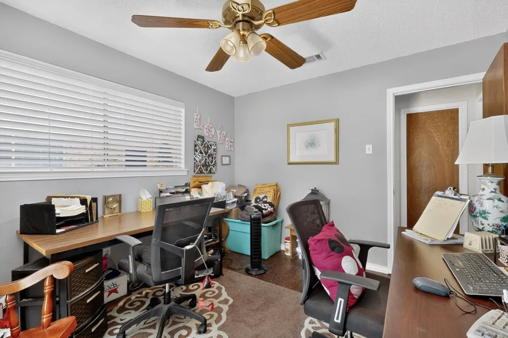 11341 Quail Run Street Dallas, TX 75238