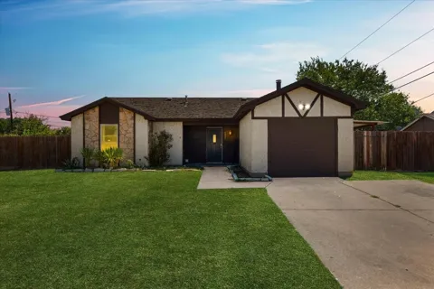 5511 Creek Valley Drive