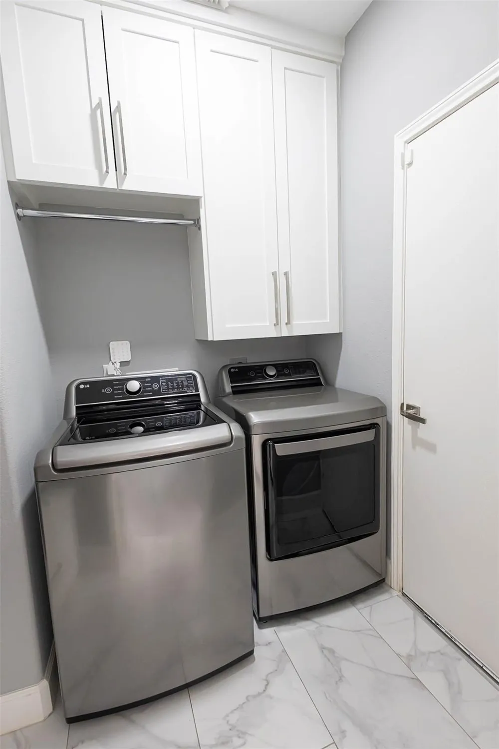 4303 Bridgestone Cedar Drive Spring, TX 77388