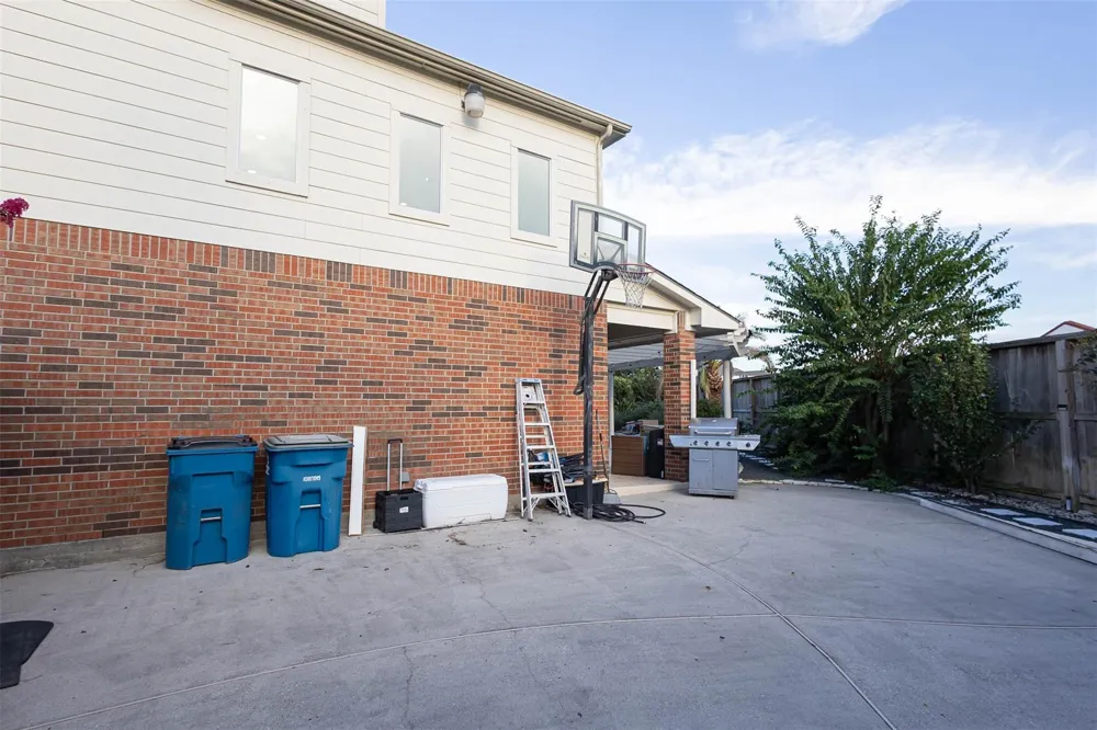 4303 Bridgestone Cedar Drive Spring, TX 77388