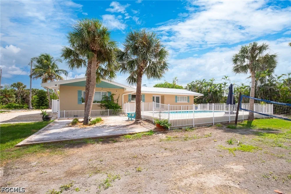 Pine Tree Drive Sanibel, FL 33957