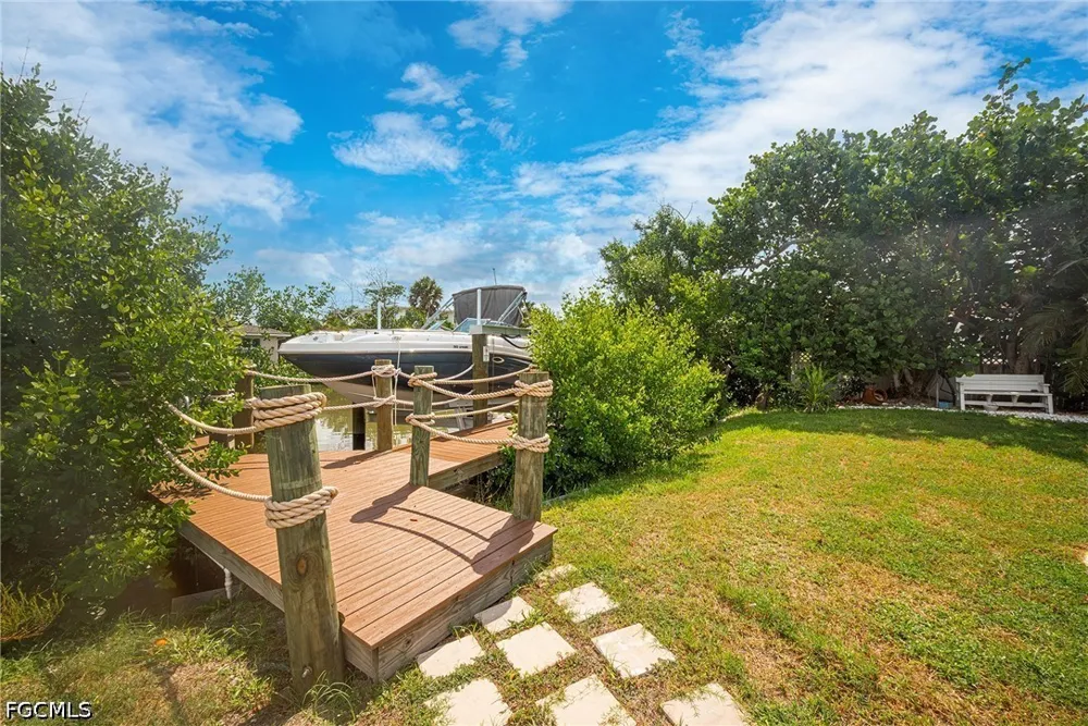 Pine Tree Drive Sanibel, FL 33957
