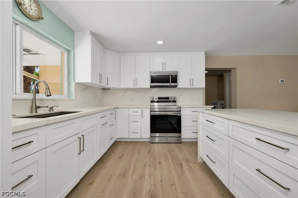 Pine Tree Drive Sanibel, FL 33957