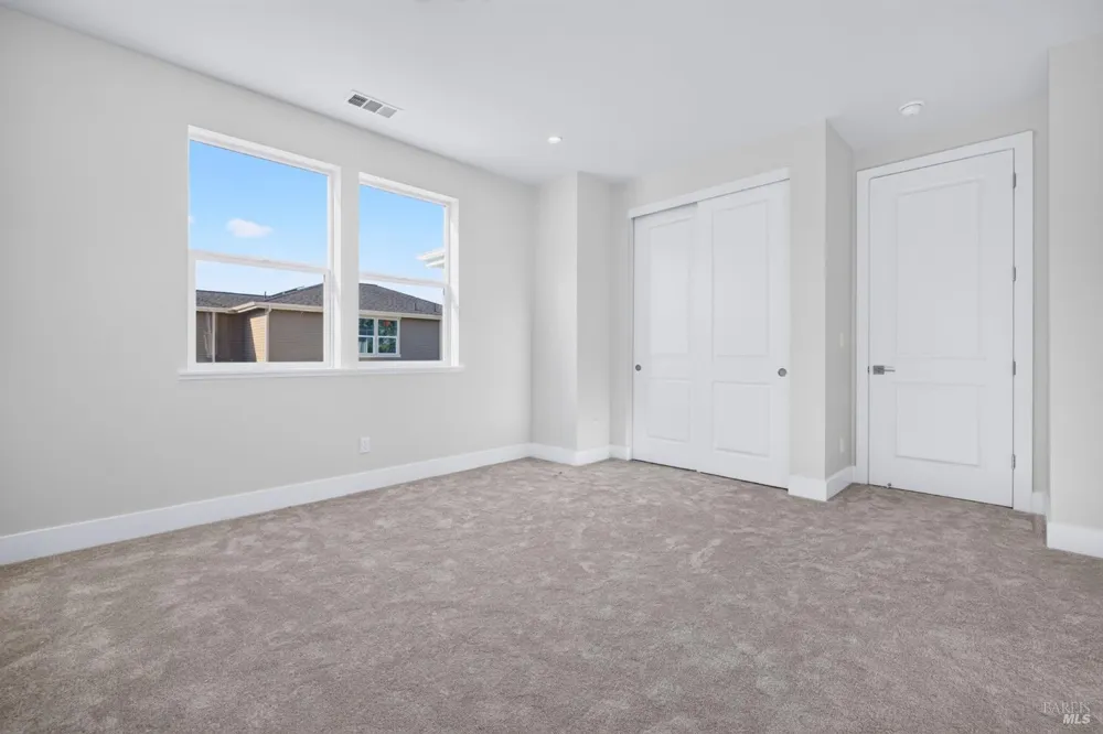 2450 Linwood Avenue Santa Rosa, CA 95404