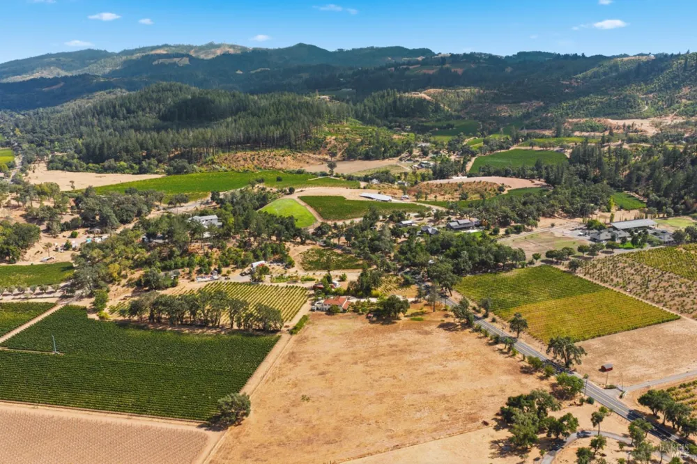 3600 State Highway 128 Highway Calistoga, CA 94515