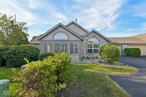 16613 Brownstone Court
