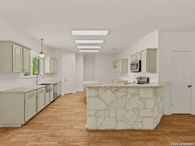 8727 Paseo Oaks San Antonio, TX 78255