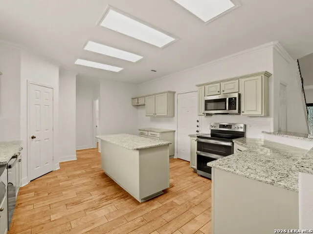 8727 Paseo Oaks San Antonio, TX 78255