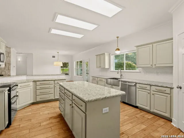 8727 Paseo Oaks San Antonio, TX 78255