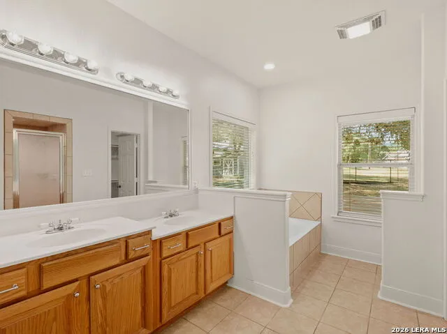 8727 Paseo Oaks San Antonio, TX 78255