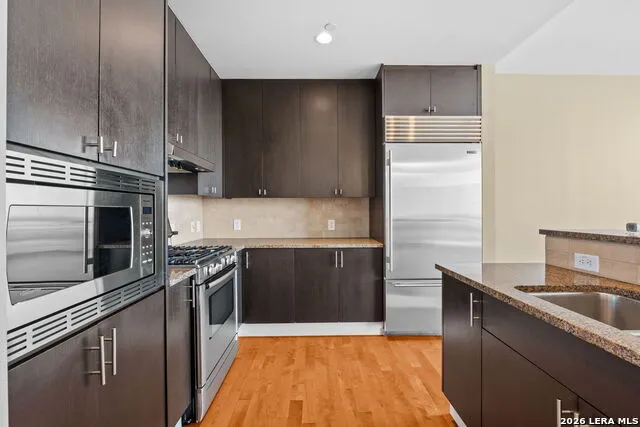 610 E Market Street #3111 San Antonio, TX 78205