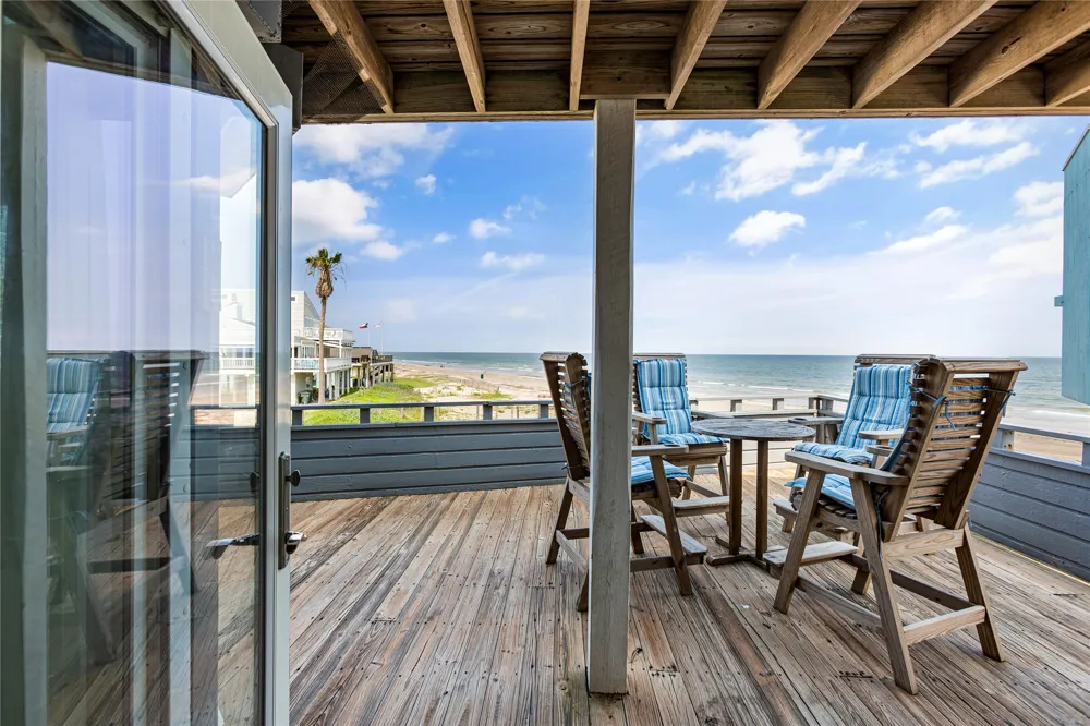 4239 Spoonbill Lane Galveston, TX 77554