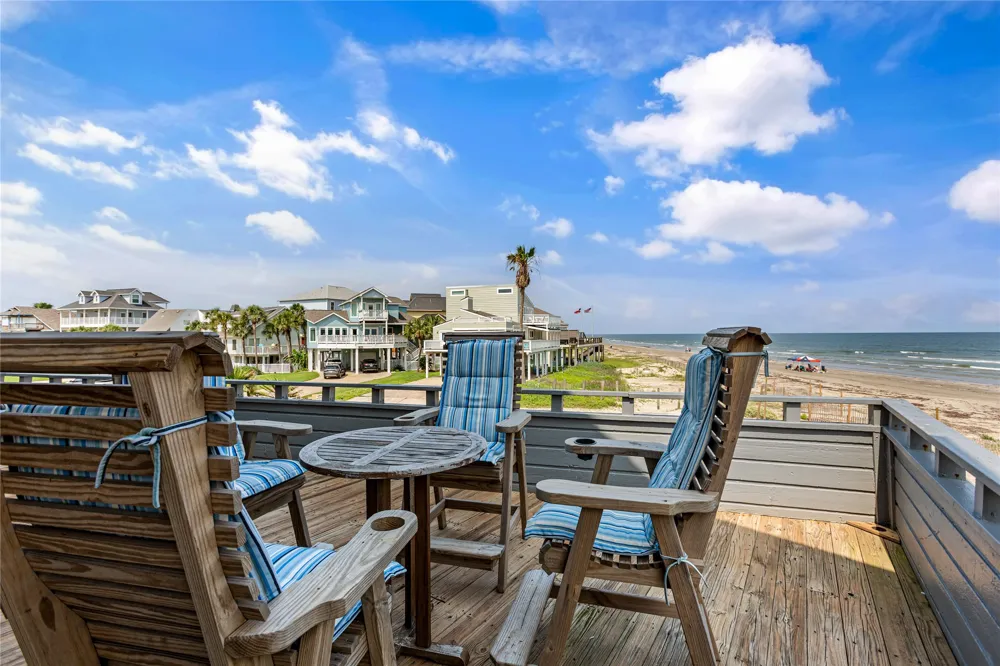 4239 Spoonbill Lane Galveston, TX 77554