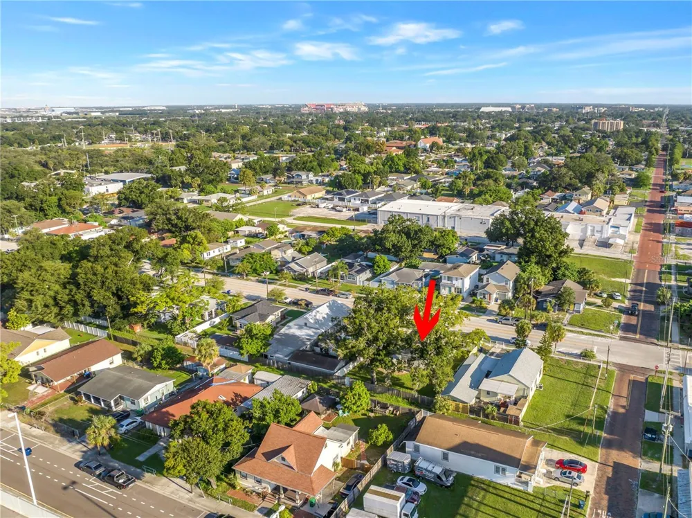 2906 W MAIN STREET Tampa, FL 33607
