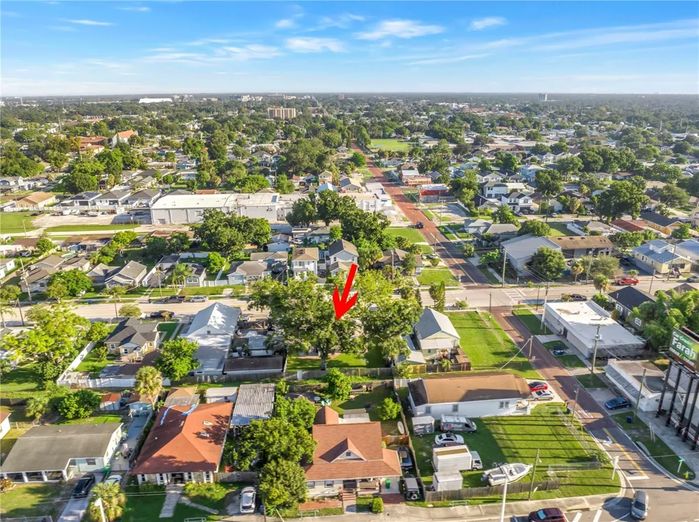 2906 W MAIN STREET Tampa, FL 33607