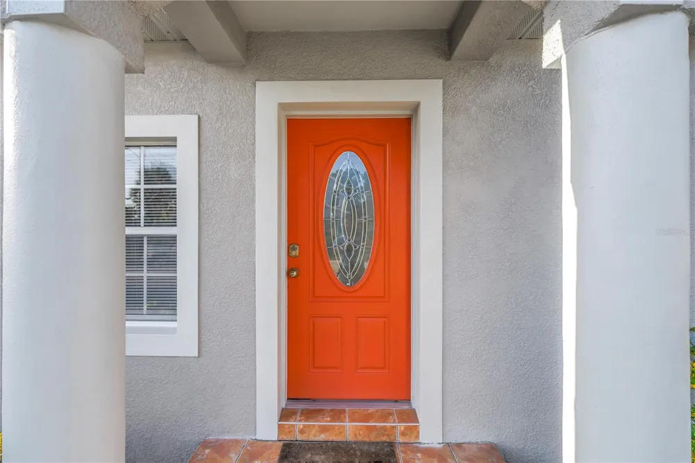 2906 W MAIN STREET Tampa, FL 33607