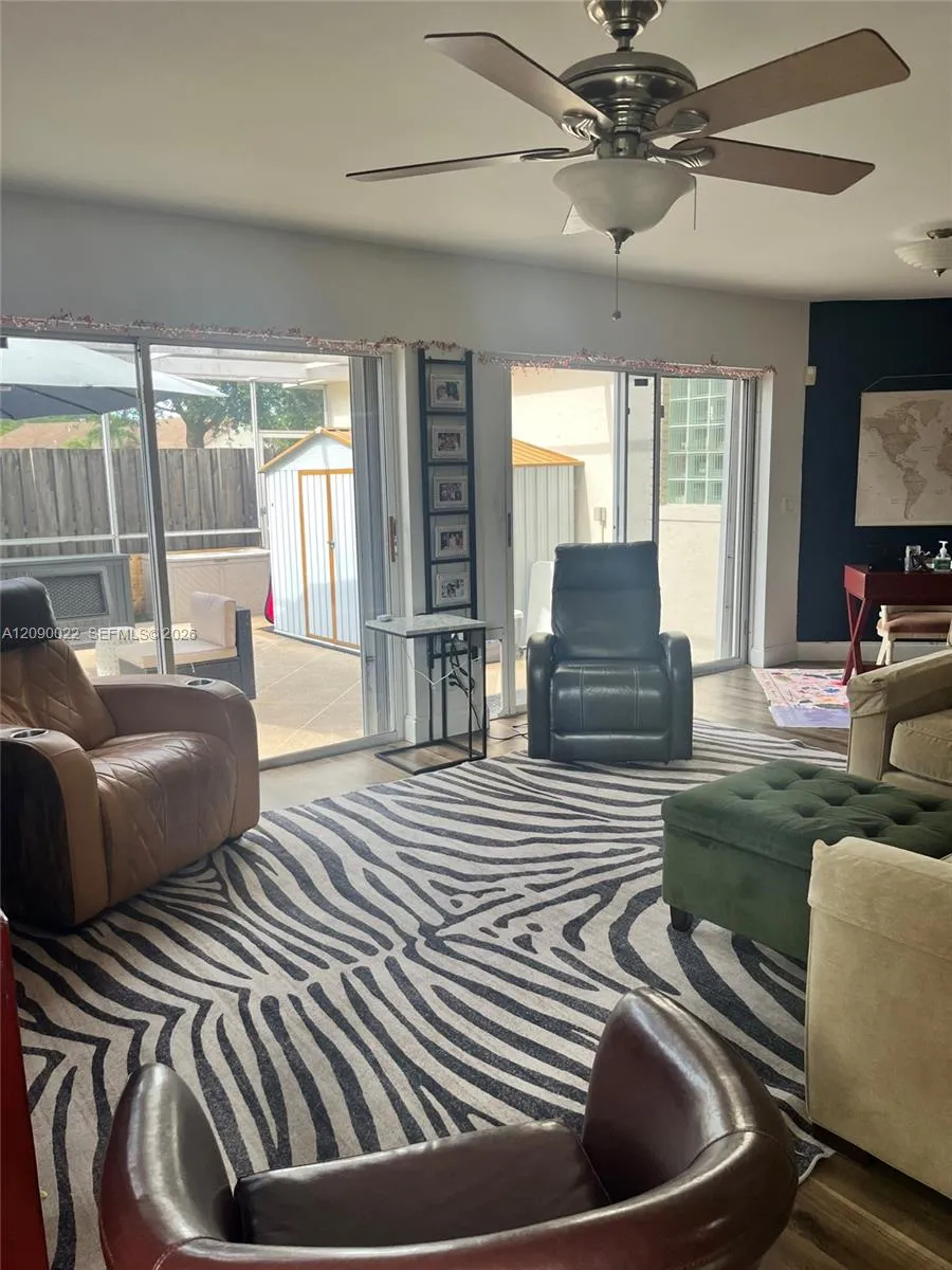 4386 Hazel Ave #C Palm Beach Gardens, FL 33410