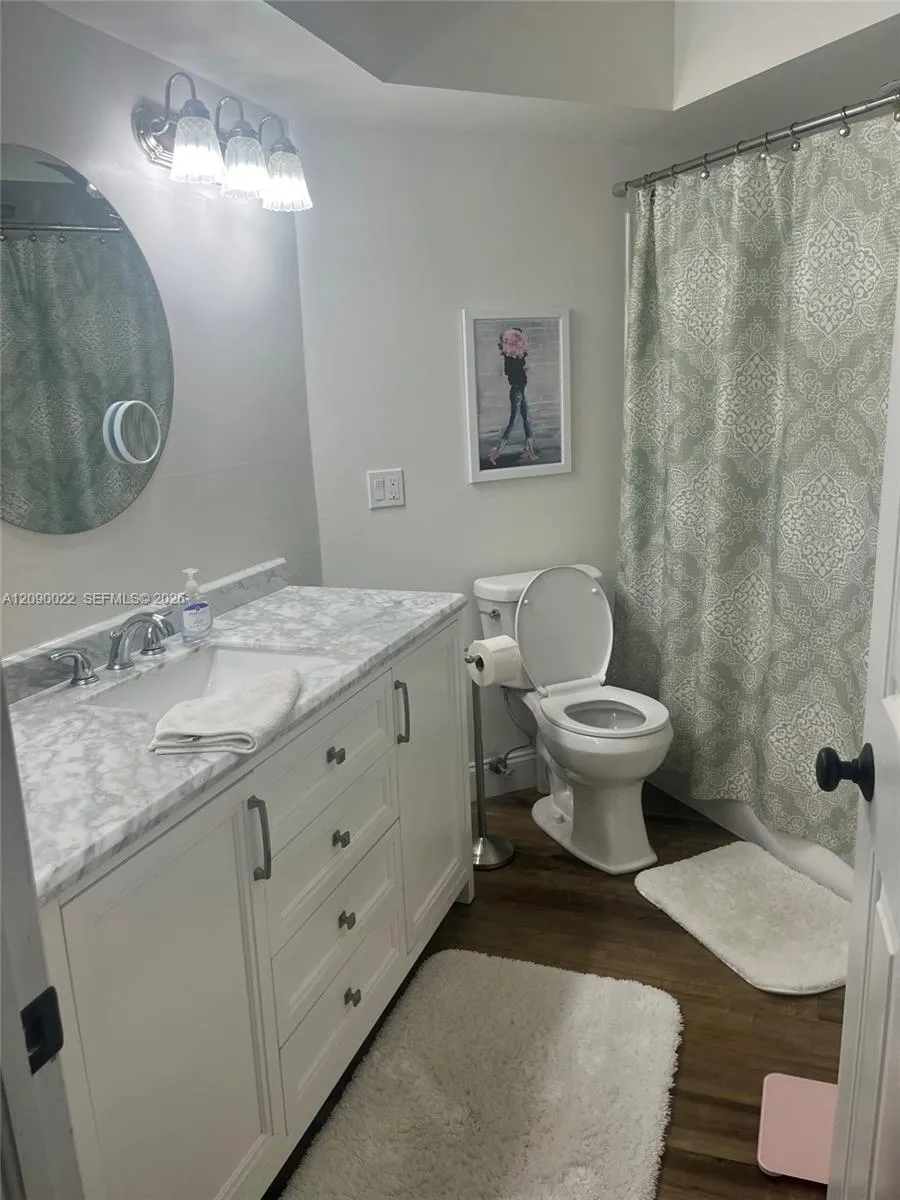 4386 Hazel Ave #C Palm Beach Gardens, FL 33410