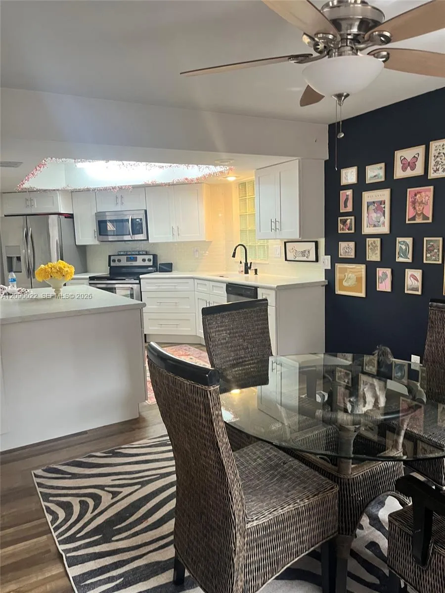 4386 Hazel Ave #C Palm Beach Gardens, FL 33410
