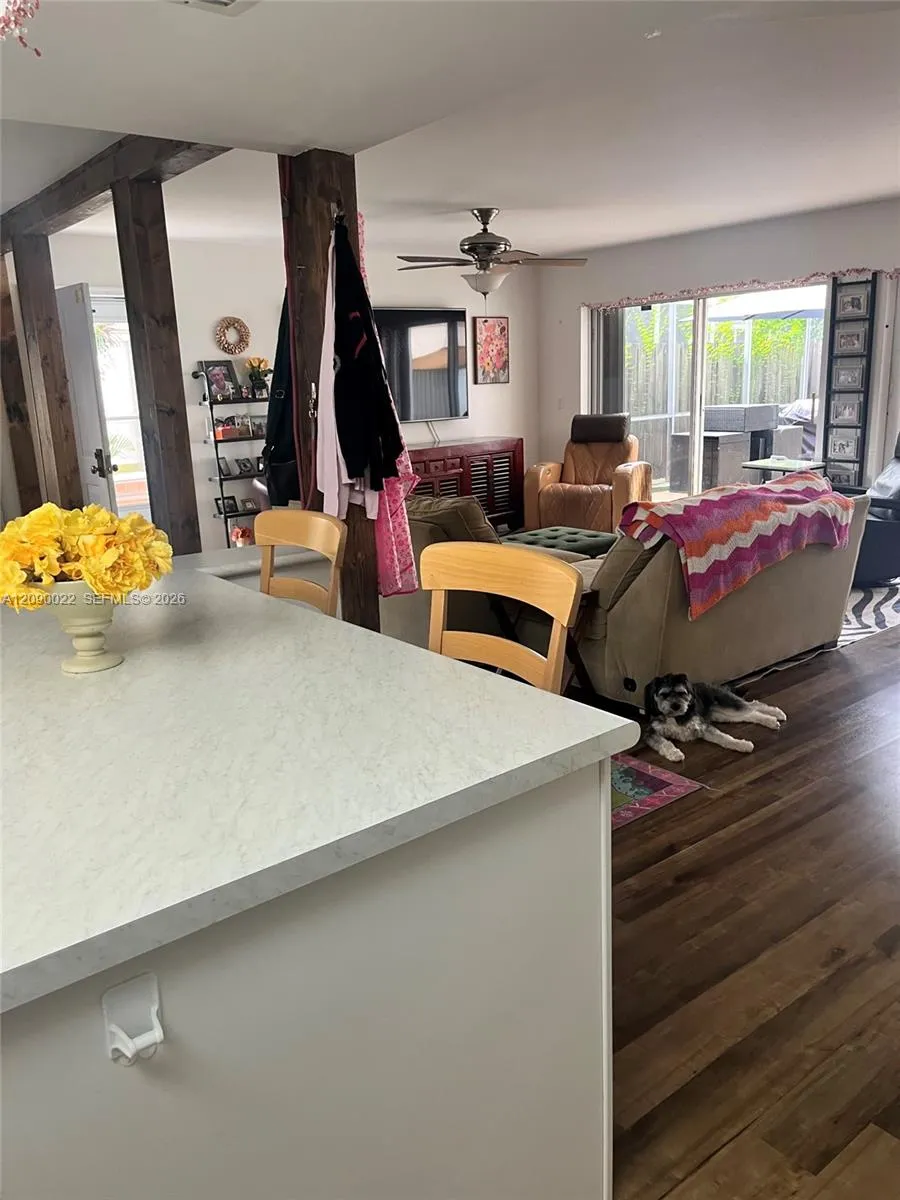 4386 Hazel Ave #C Palm Beach Gardens, FL 33410