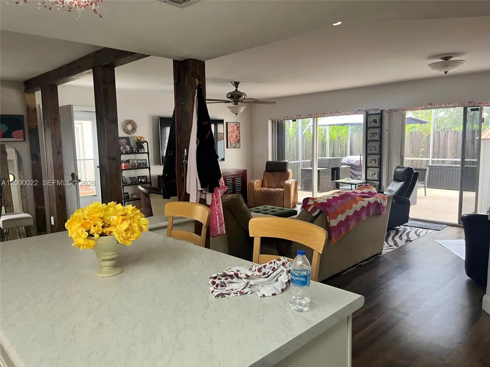 4386 Hazel Ave #C Palm Beach Gardens, FL 33410