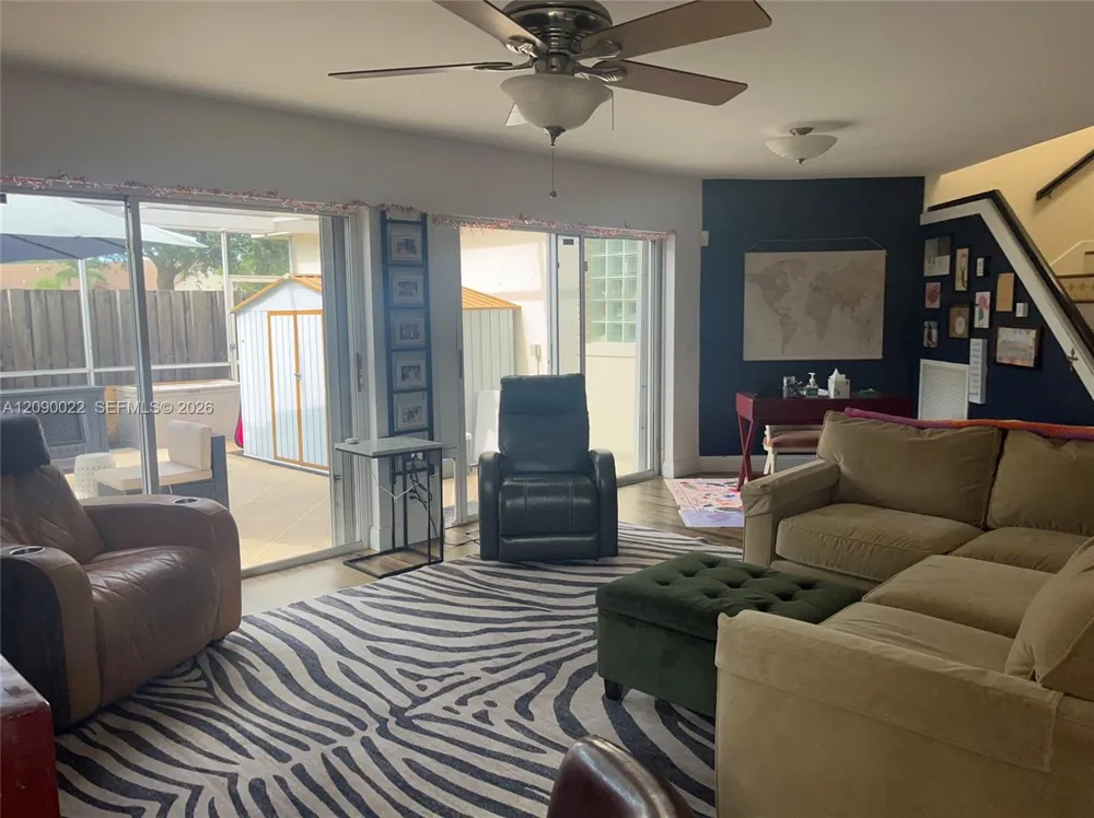 4386 Hazel Ave #C Palm Beach Gardens, FL 33410