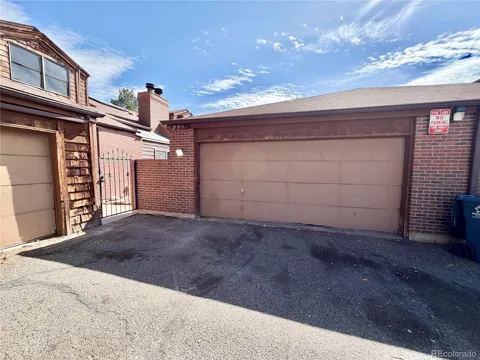 12232 E 2nd Drive