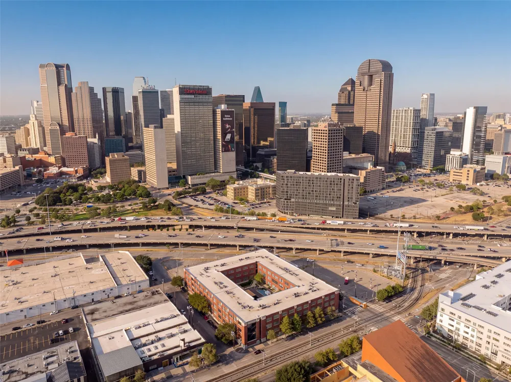 2502 Live Oak Street #329 Dallas, TX 75204