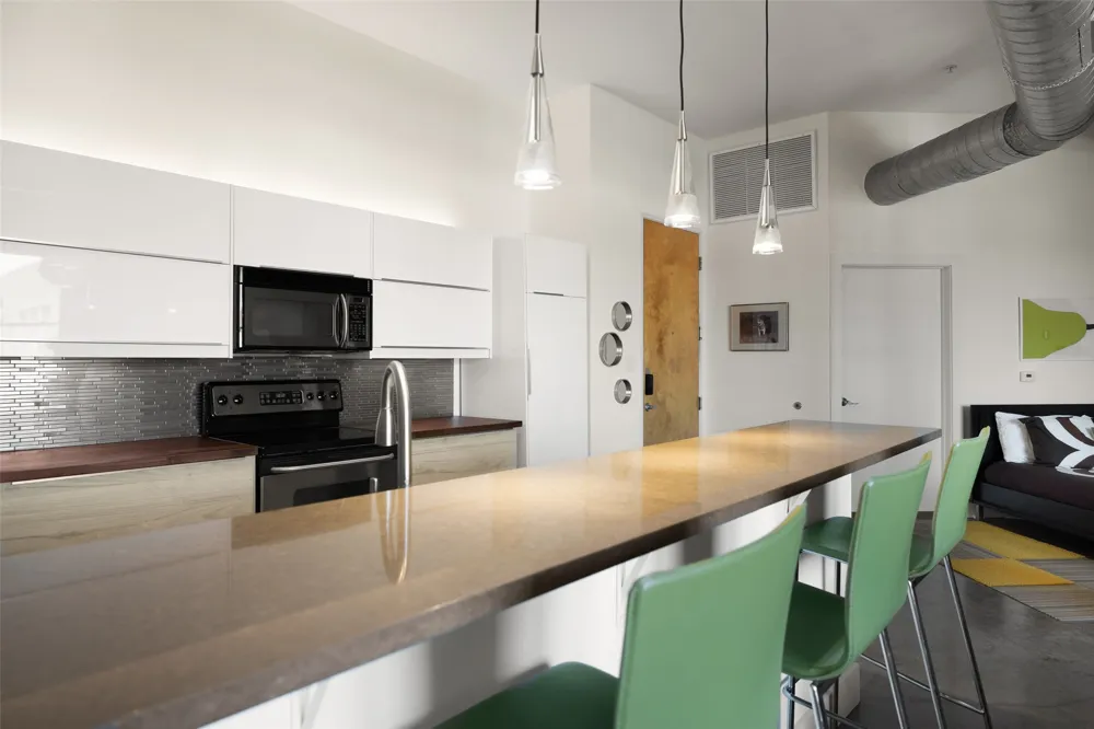2502 Live Oak Street #329 Dallas, TX 75204