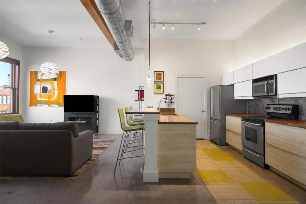 2502 Live Oak Street #329 Dallas, TX 75204