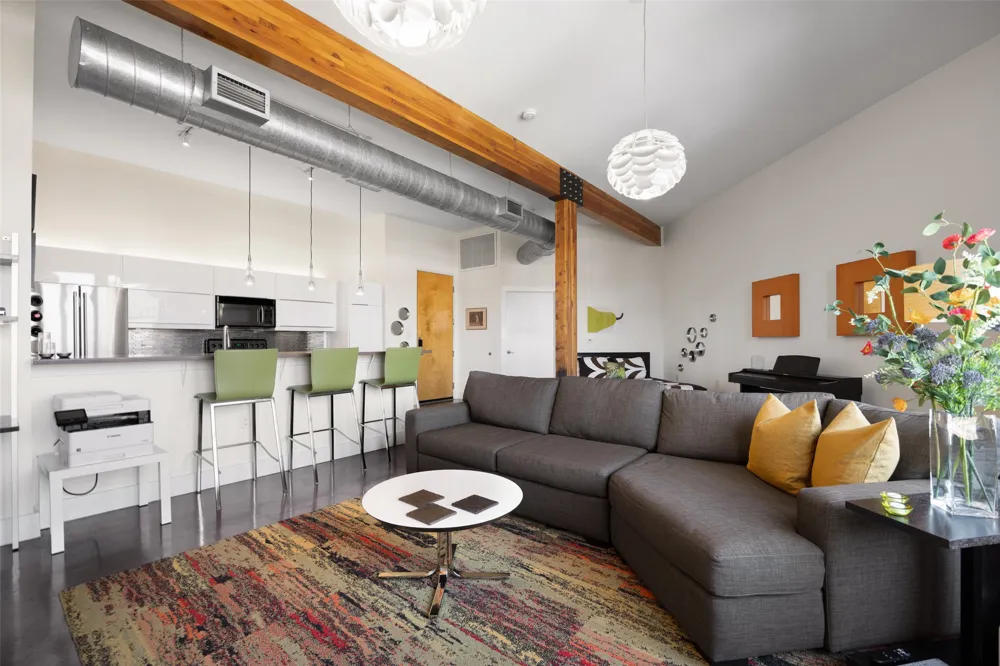 2502 Live Oak Street #329 Dallas, TX 75204