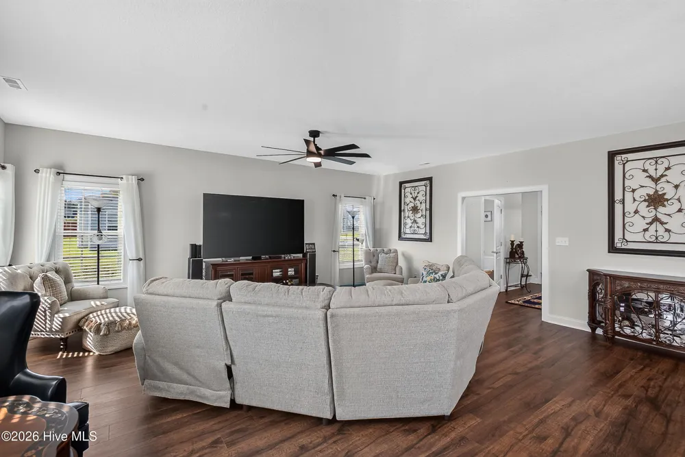 318 Naval Store Drive Jacksonville, NC 28546