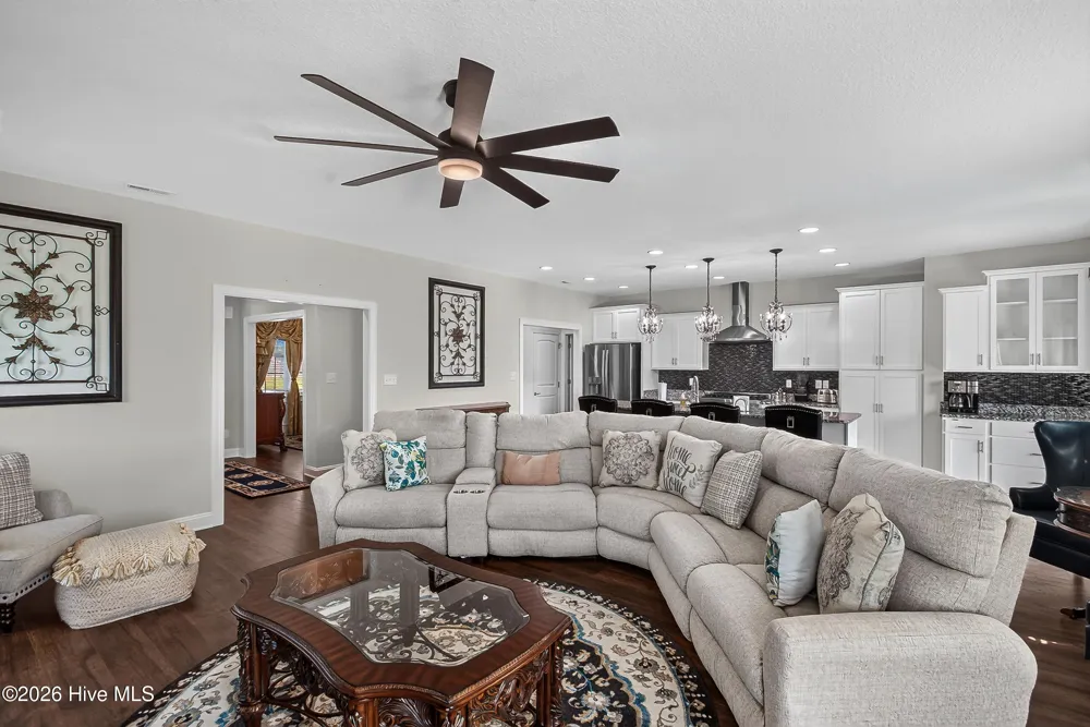318 Naval Store Drive Jacksonville, NC 28546