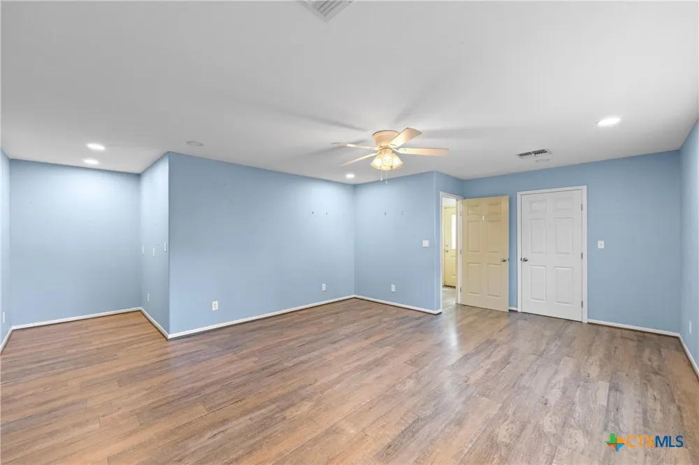 407 S 4th Ganado, TX 77962