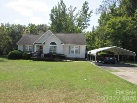 2514 Oxford Circle