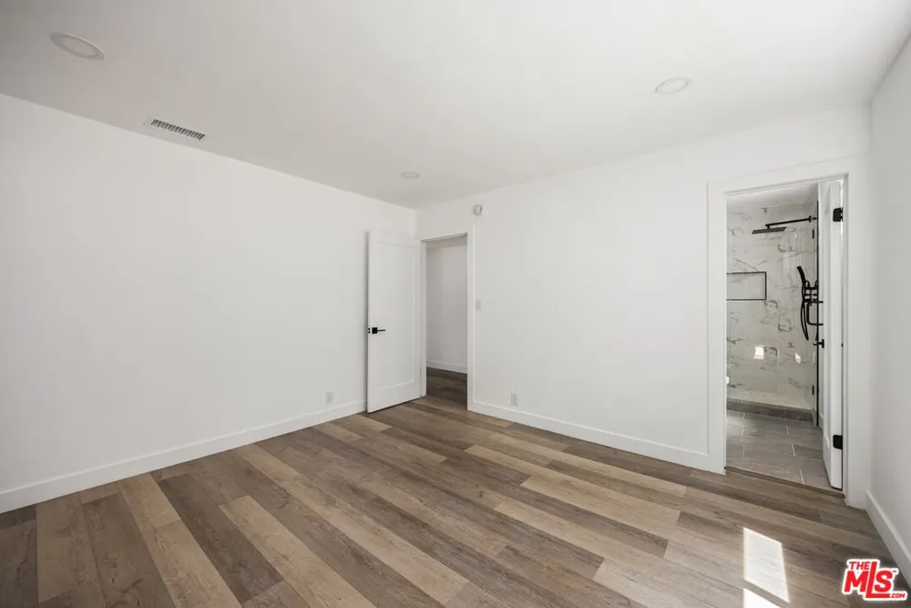 733 Hayworth Avenue Los Angeles, CA 90046