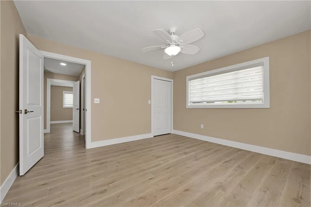 5885 Pine Tree Drive Sanibel, FL 33957