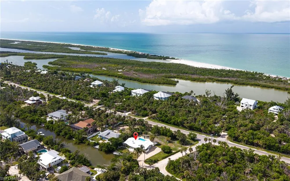 5885 Pine Tree Drive Sanibel, FL 33957