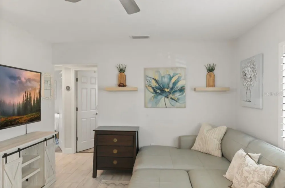 6027 43RD TERRACE Kenneth City, FL 33709